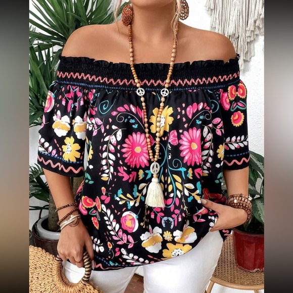 Plus size boho floral print off shoulder  blouse - Picture 2 of 6